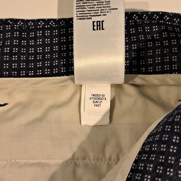 Banana Republic Men's 30"x9" Aiden Short - Picture 10 of 14